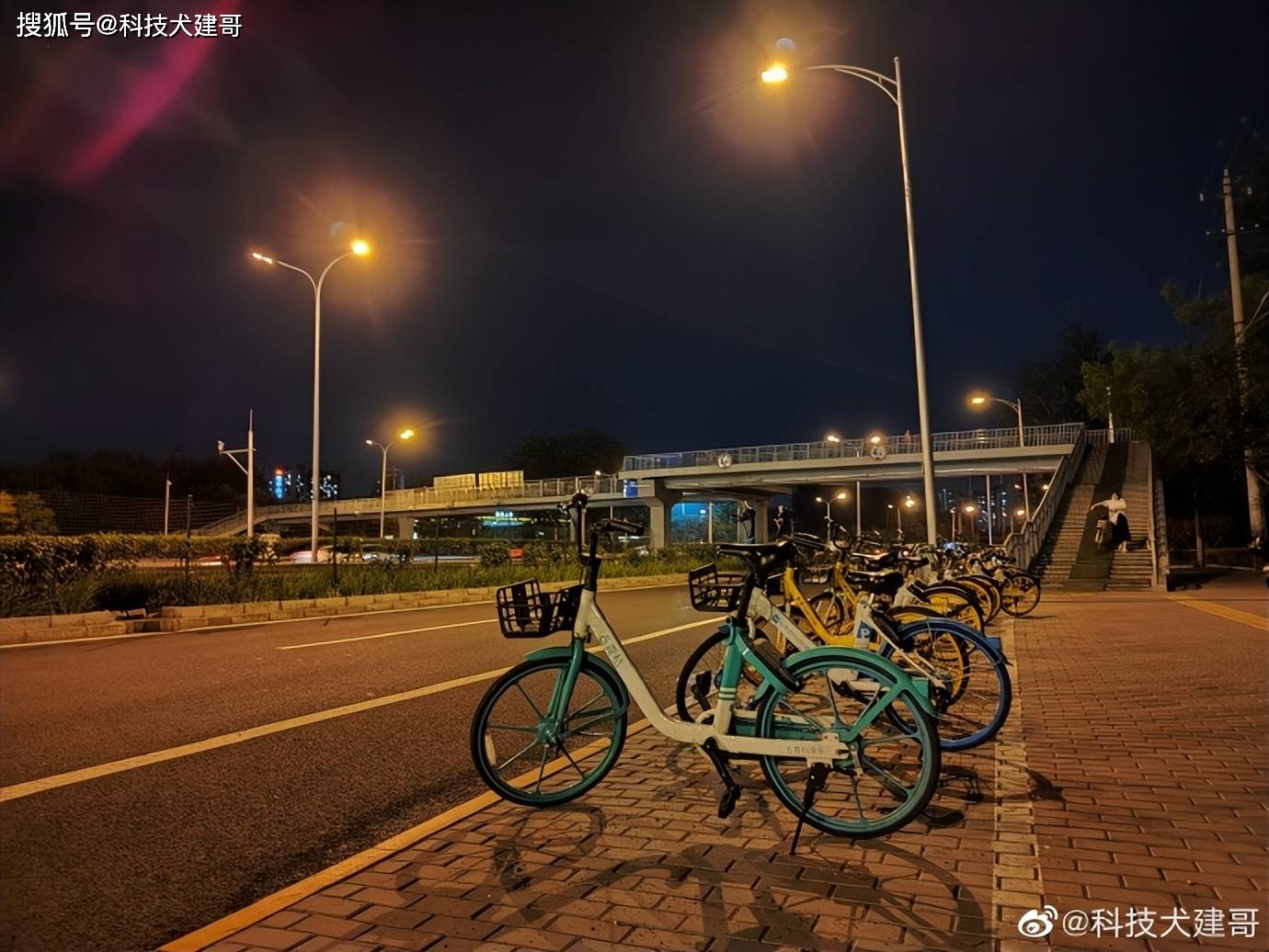 夜拍对比:荣耀70 Pro、荣耀Magic4 Pro、Find X3 Pro<strong></p>
<p>火币网pro</strong>,谁最强