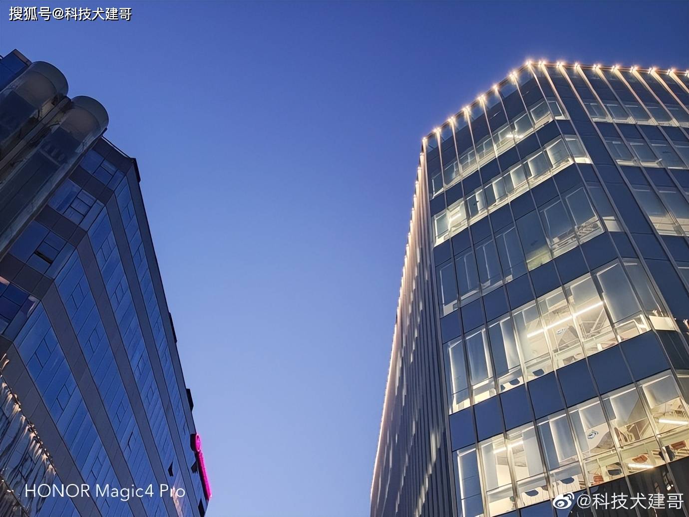 夜拍对比:荣耀70 Pro、荣耀Magic4 Pro、Find X3 Pro<strong></p>
<p>火币网pro</strong>,谁最强