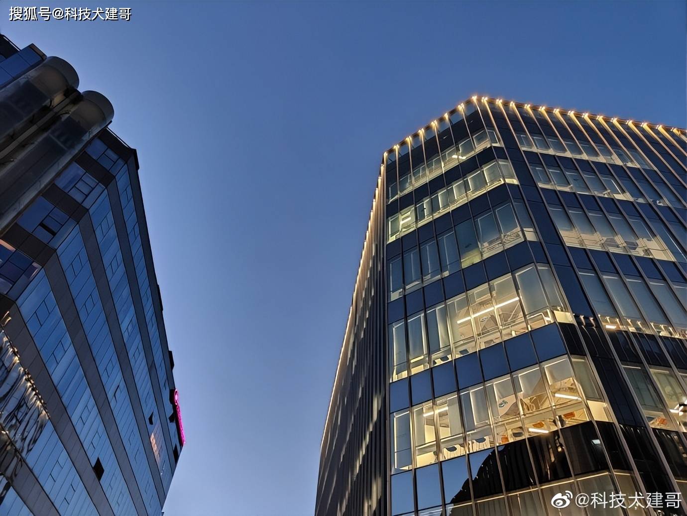 夜拍对比:荣耀70 Pro、荣耀Magic4 Pro、Find X3 Pro<strong></p>
<p>火币网pro</strong>,谁最强