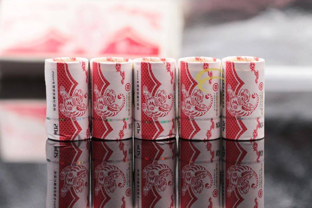 8月<strong></p>
<p>响币</strong>,有3套纪念币确定发行,还有虎币、黄山币等待预约