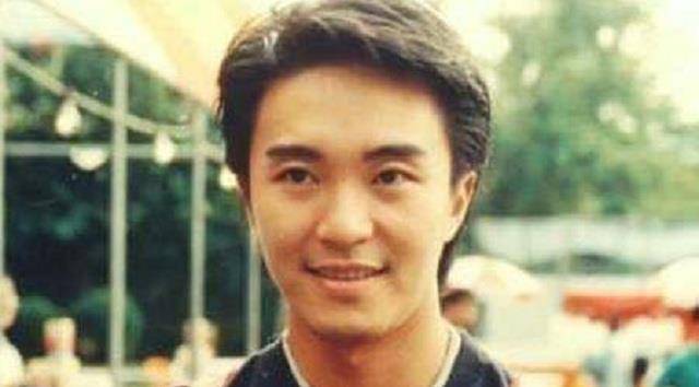 周星驰抵押豪宅内幕：对赌协议首度曝光<strong></p>
<p>币富网</strong>，4年竟要赚10.4亿网民币