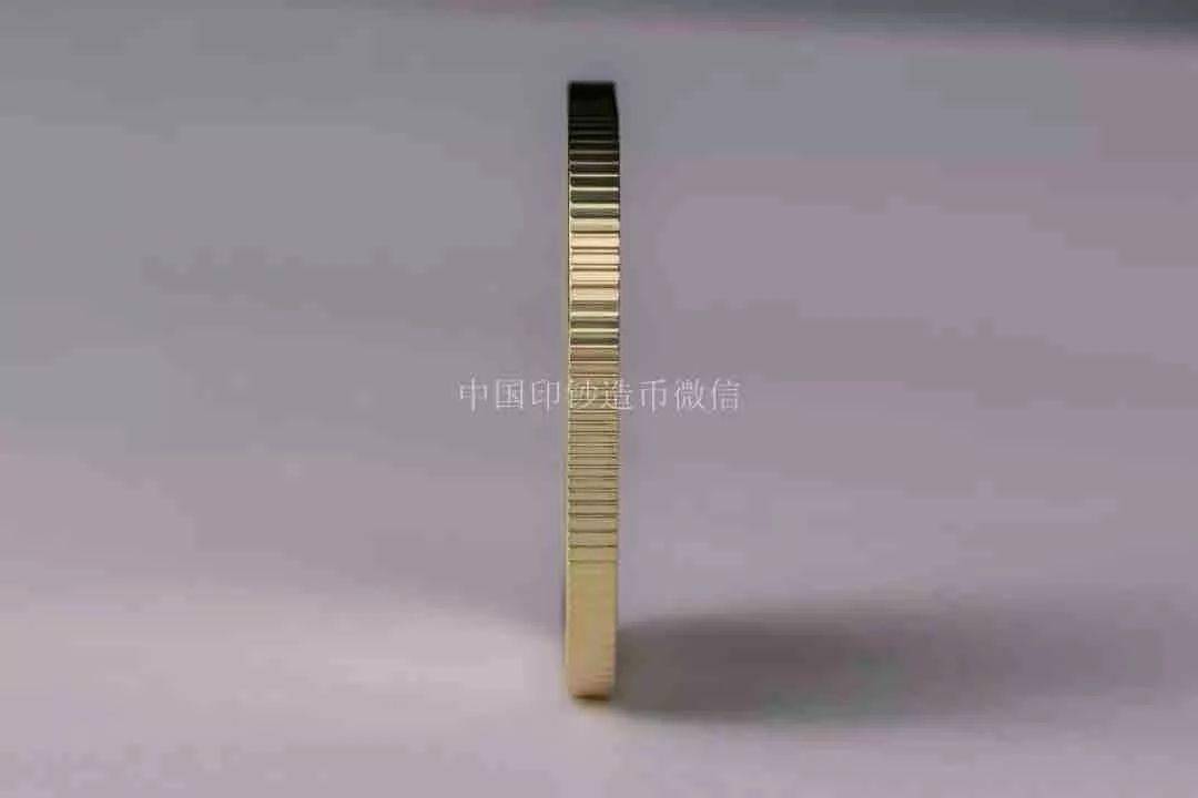 泰山币<strong></p>
<p>人们币</strong>,有秘密!