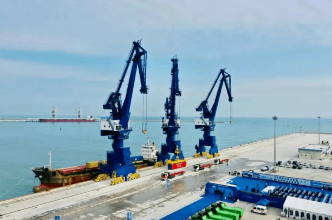 深圳新增一外贸深水良港<strong></p>
<p>外贸公司</strong>！