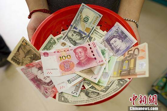 涨<strong></p>
<p>换汇</strong>！涨！涨！人民币升值为何这么猛？