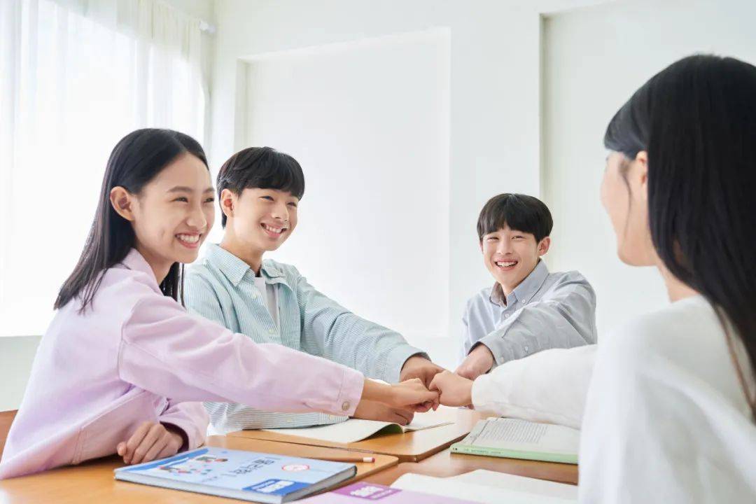活动 | 寻找下一代商业领袖：福布斯中国与渣打中国「优先私人理财」联袂打造“创新无界”商业案例大赛正式上线