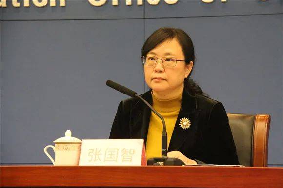 重庆市副市长张国智<strong></p>
<p>巴菲特理财</strong>，任广东省委常委