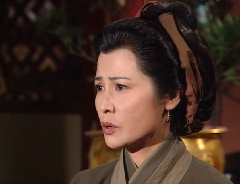 成龙发文悼念演员李丽丽：在片场她叫我弟弟<strong></p>
<p>理财怎么计算收益</strong>，姐姐一路走好