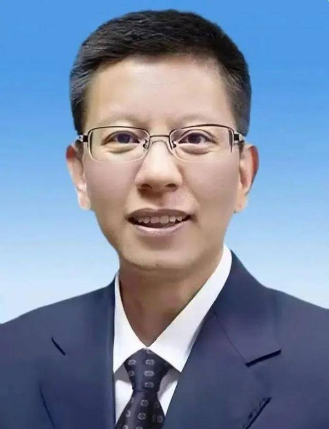 卸任市委书记3天后<strong></p>
<p>理财收益怎么计算</strong>，55岁的他任省政府党组成员！