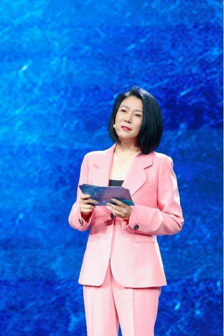 出海吧<strong></p>
<p>华夏理财险</strong>，姐姐！2024中国女性领航者大会暨天下女人国际论坛十周年庆典成功举行