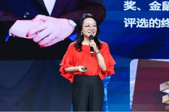 出海吧<strong></p>
<p>华夏理财险</strong>，姐姐！2024中国女性领航者大会暨天下女人国际论坛十周年庆典成功举行