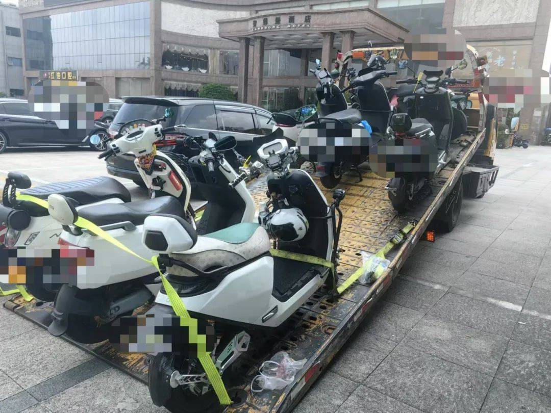 惨痛<strong></p>
<p>理财学院</strong>！一人身亡！深圳多名学生骑电动车发生意外