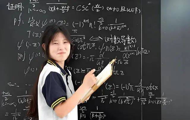 零度时评丨“天才少女”姜萍落幕<strong></p>
<p>理财学院</strong>，普通人姜萍未完待续