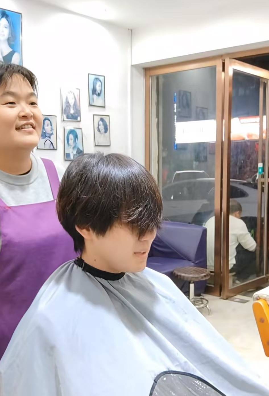 湖南夫妻理发店因“听得懂话”爆火<strong></p>
<p>君融理财</strong>,当地文旅:游客凭理发店“打卡照”可免费游览景区