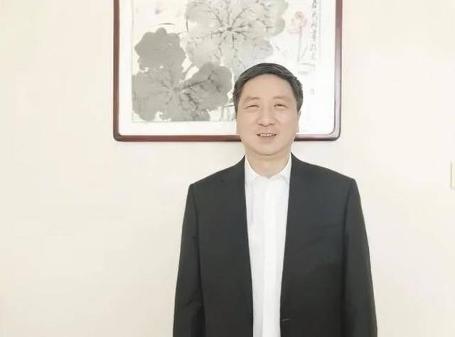正厅级赵东亮<strong></p>
<p>靠谱的理财app</strong>，主动交代问题