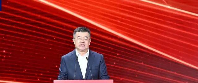 主动投案<strong></p>
<p>理财目标</strong>！新疆维吾尔自治区党委社工部副部长宿召兵被查