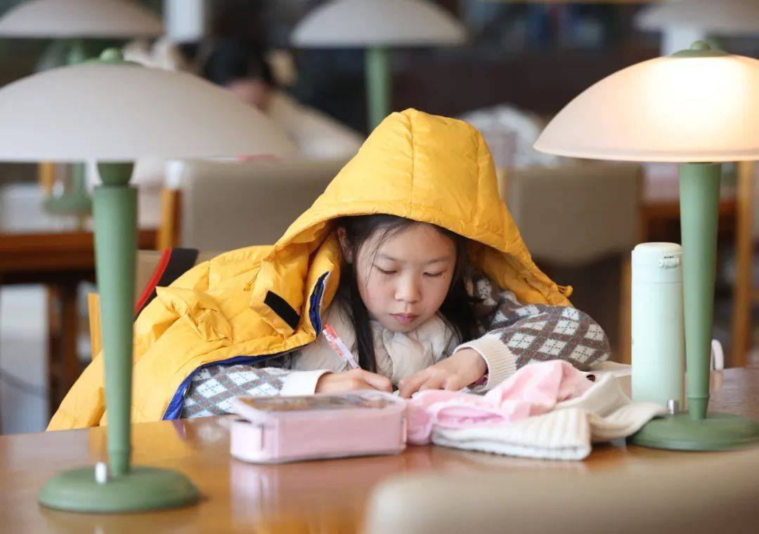 江苏一地实行”作业熔断机制“：到点就停<strong></p>
<p>固定收益理财产品</strong>，无需补做！曾有先例，是否有效→