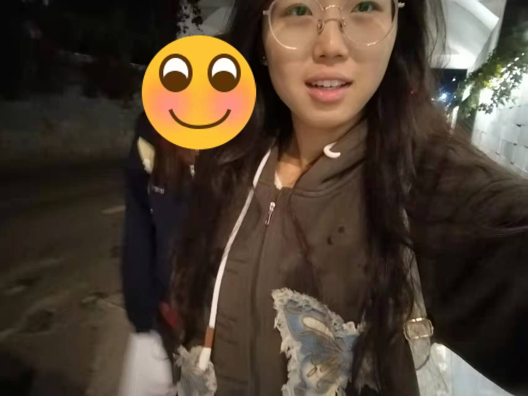 河南一大学老师心脏骤停晕倒<strong></p>
<p>固定收益理财产品</strong>，女学生按压施救：我也很害怕，看到老师好转激动手抖