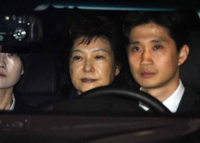 弹劾尹锡悦不成改逮捕<strong></p>
<p>理财通理财怎么样</strong>，执政党又卡Bug：总统会签字逮捕自己？