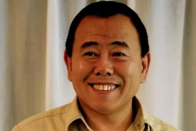 潘长江：我钱花一辈子也花不完<strong></p>
<p>白领理财</strong>，如今67岁却越活越“糊涂”了