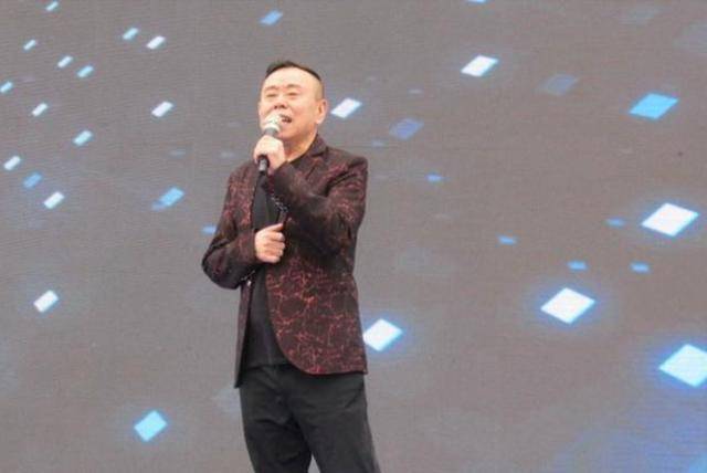 潘长江：我钱花一辈子也花不完<strong></p>
<p>白领理财</strong>，如今67岁却越活越“糊涂”了