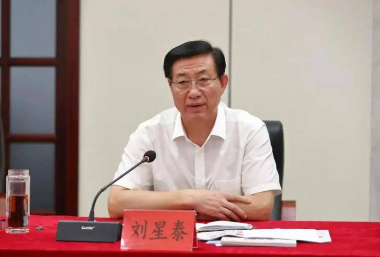 中央批准开除党籍后<strong></p>
<p>白领理财</strong>，66岁老虎被逮捕！10天内4虎被捕