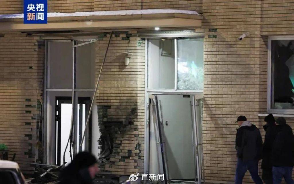 俄军高层喋血<strong></p>
<p>理财翻译</strong>,“令人胆寒”新阶段来了?