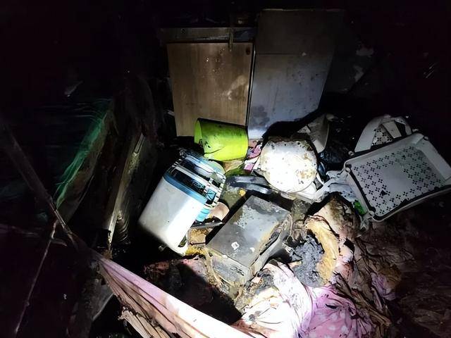 18秒飙到900℃<strong></p>
<p>理财 翻译</strong>！杭州人赶紧自查：不准入户！不准入户！不准入户！