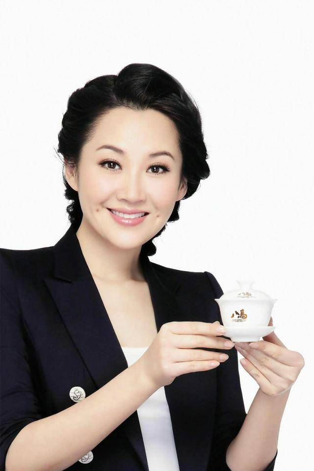 事实证明<strong></p>
<p>余额宝投资理财</strong>，55岁“无人敢娶”的许晴，才是真正的人间清醒！