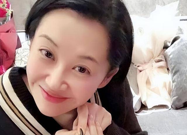 事实证明<strong></p>
<p>余额宝投资理财</strong>，55岁“无人敢娶”的许晴，才是真正的人间清醒！