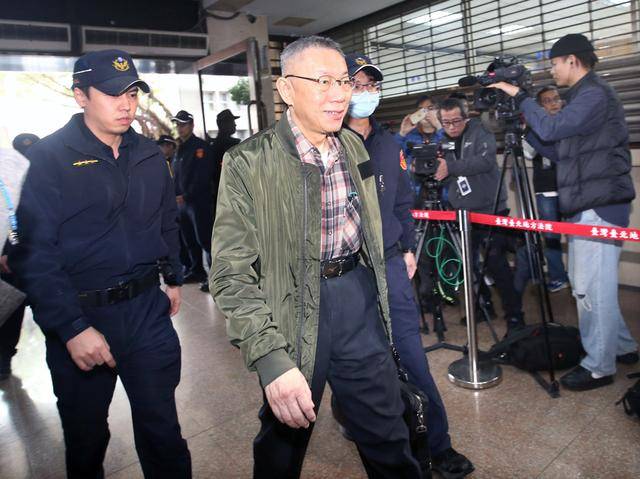 柯文哲再遭羁押<strong></p>
<p>最近的理财</strong>，民众党发声明喊“痛心至极”：支持律师提抗告