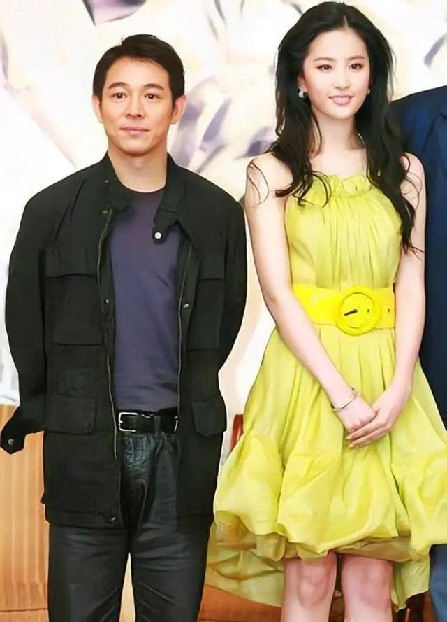 李连杰:后事一切从简<strong></p>
<p>个人理财方案</strong>，不用立碑也不用办丧事，树葬海葬都可以