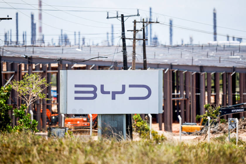 比亚迪巴西工厂建设工人：自己工资按月100%发放<strong></p>
<p>个人理财方案</strong>，“一切安好”