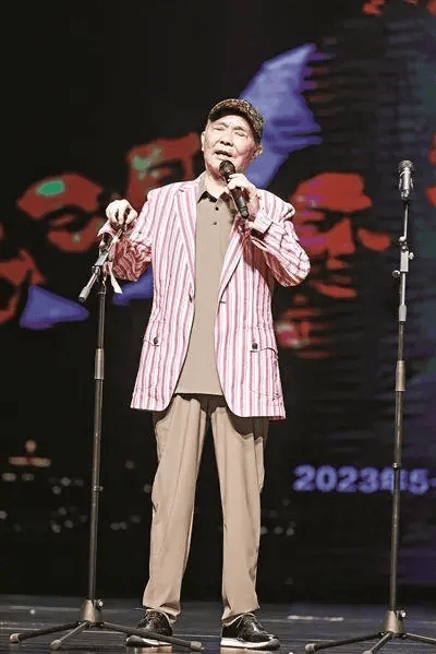 消息传来<strong></p>
<p>理财的游戏</strong>！他于今天5时23分离世