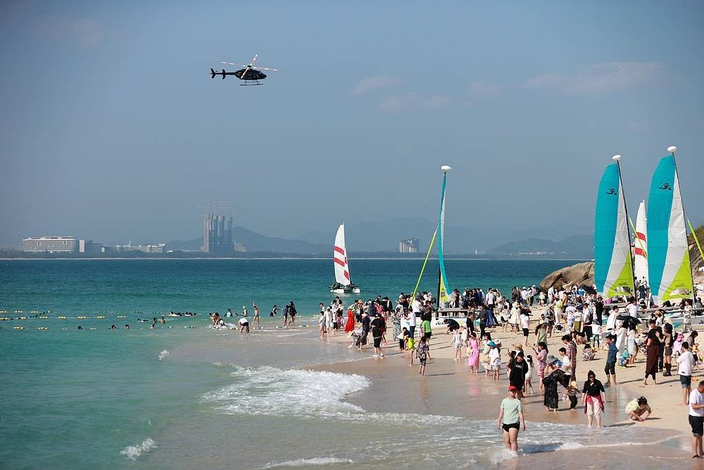 海南去年GDP为7935.69亿元<strong></p>
<p>理财送手机</strong>，比上年增长3.7%