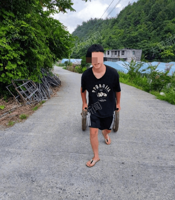 武汉23岁大学生触碰捕兽电网不幸身亡<strong></p>
<p>投资理财怎样</strong>，家属称系参与景区护农工作，律师解读
