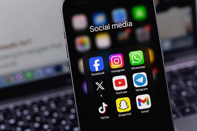 民进党为什么不敢全面封禁TikTok<strong></p>
<p>哪个理财靠谱</strong>？苏恒：不少台湾人靠它维持生计|飞越功德院