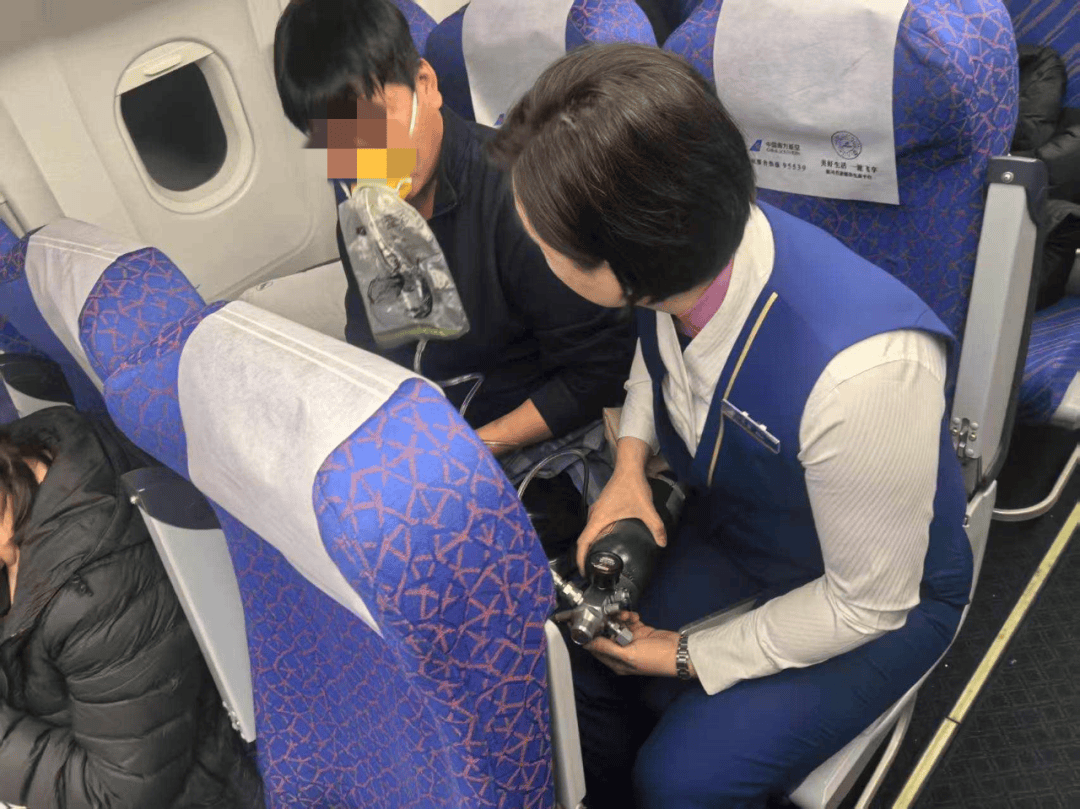 事发昨日凌晨<strong></p>
<p>大连理财</strong>!飞往沈阳的“CZ6304”紧急备降