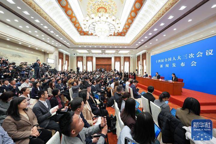 人大首场发布会<strong></p>
<p>银行理财产品</strong>，娄勤俭90分钟回答了这些热点