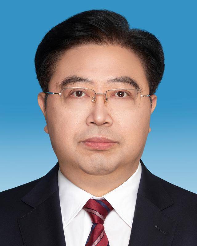 曾两度获中央表彰的正厅李春奎<strong></p>
<p>陆金所理财产品</strong>，履新职