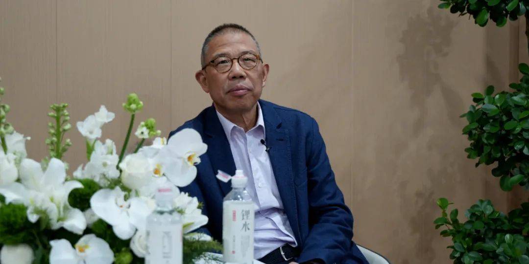 钟睒睒最新发声：真正的企业家应向上竞争<strong></p>
<p>私人的理财</strong>，直言价格战真正受害的是消费者