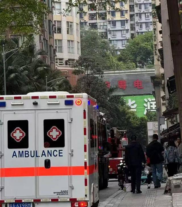 男孩在家做实验引发爆炸<strong></p>
<p>理财费</strong>，鼓励孩子探索也要重视安全教育