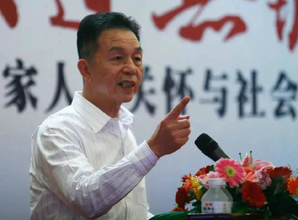 许连捷<strong></p>
<p>该如何理财</strong>，这位杰出的晋江企业家值得人们铭记