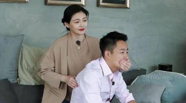 大S儿女回北京<strong></p>
<p>怎么网上理财</strong>，张兰拉着小玥儿逛街，网友夸汪小菲好帅