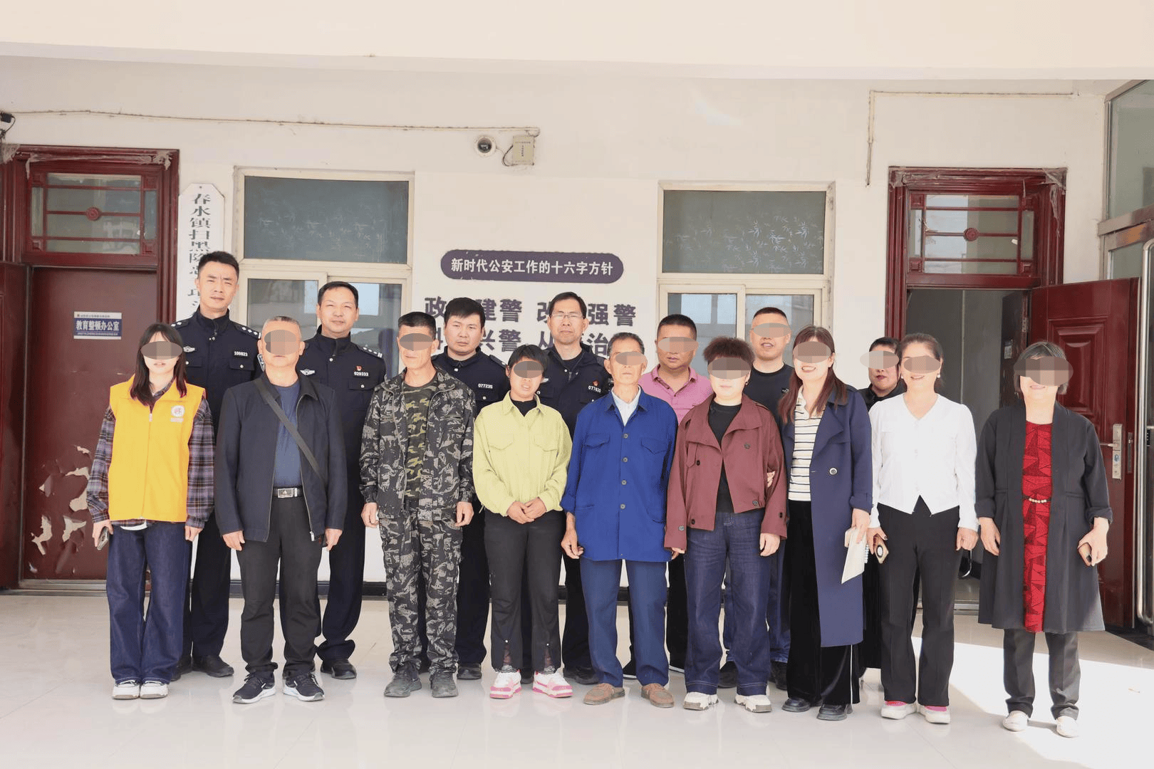 女孩跟男友外出打工失踪<strong></p>
<p>怎么从网上理财</strong>，15年后被找到已育两子 父亲：她当年流浪到河南，不知回家的路