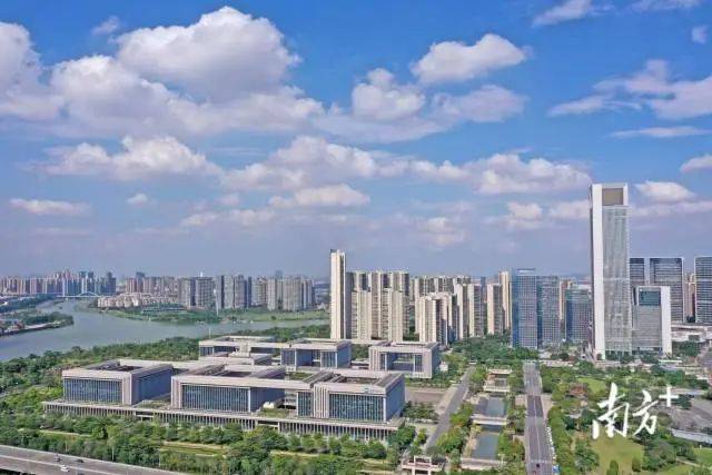 给五区干部开会<strong></p>
<p>怎么从网上理财</strong>，佛山市委书记发出“灵魂三问”