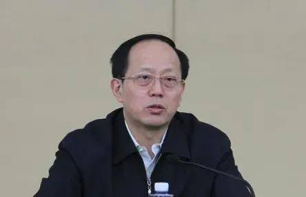 受贿数额特别巨大<strong></p>
<p>大学生理财规划</strong>！苟仲文被公诉