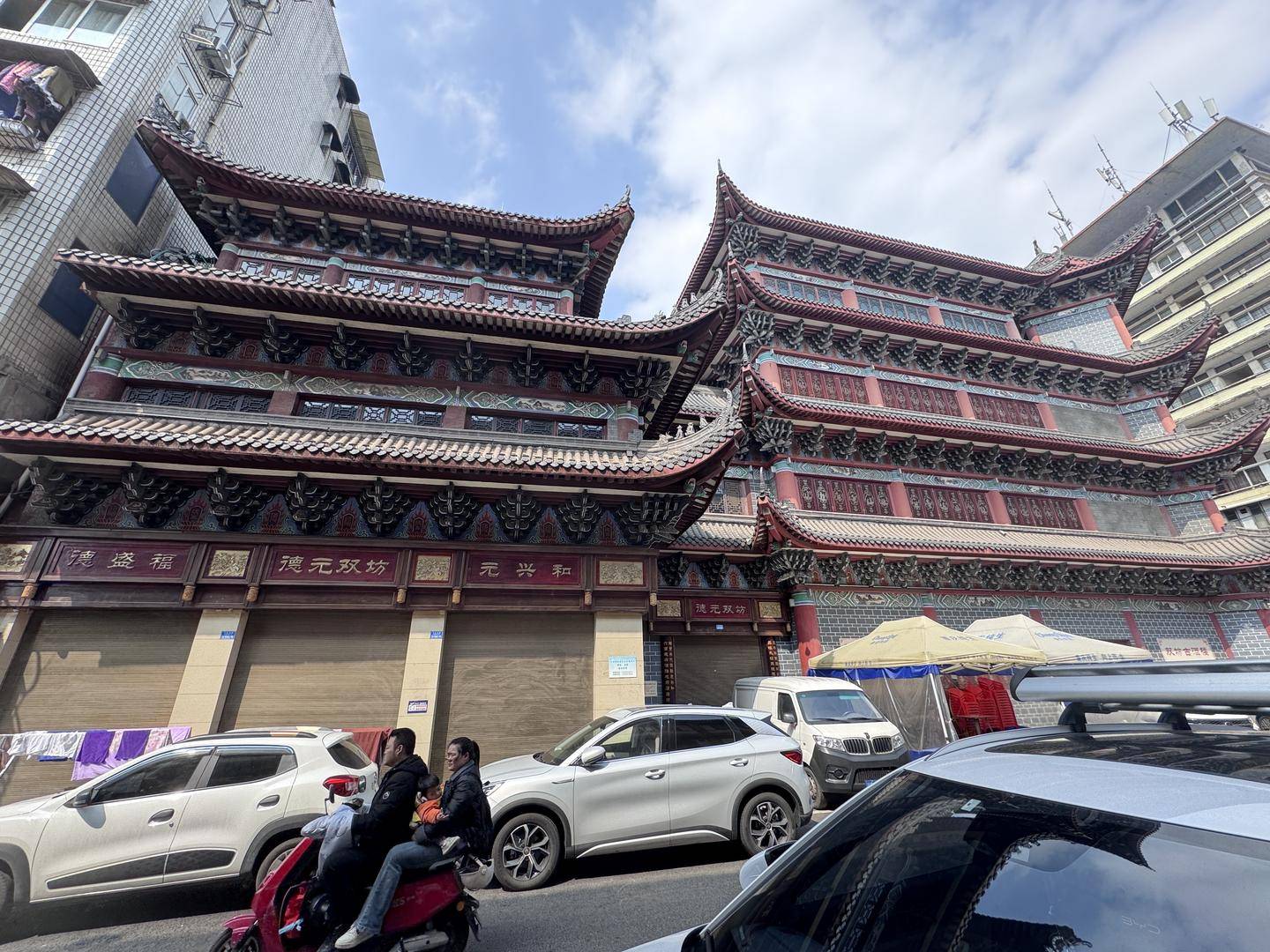 一起诉讼背后<strong></p>
<p>尊宝理财</strong>，宜宾前首富“险被送精神病院”风波丨红星深度