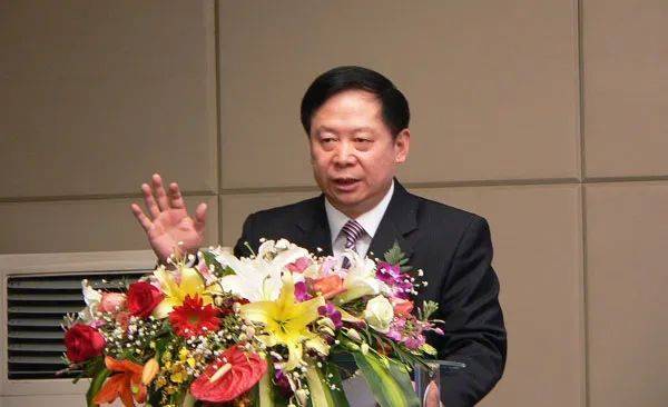 河南省政府原秘书长郭洪昌<strong></p>
<p>理财产品的利率</strong>，参与赌博，非法收受巨额财物