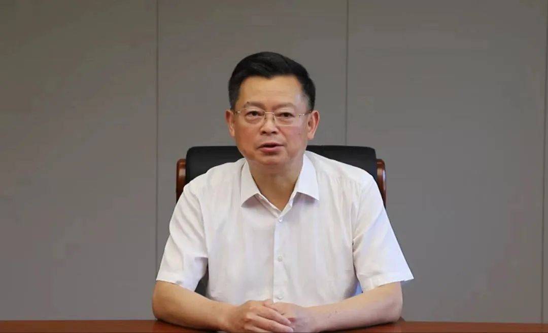 国家国防科工局原副局长张建华投案<strong></p>
<p>个人投资理财规划</strong>，今年已有24名中管干部落马