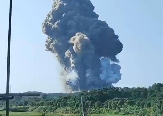 湖南常德一烟花厂发生爆炸事故<strong></p>
<p>安全</strong>，官方通报：已开展救援处置，人员伤亡情况正在核实